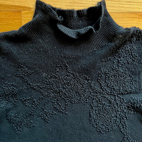 Dressy Black Cashmere Sweater - Picture 6 of 7